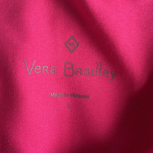 Bundle of 2 scrub tops and 1 scrub pants - Picture 13 of 16